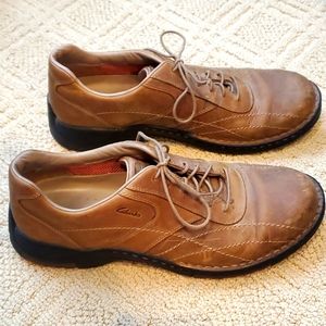 Men's Clarks Shoes, Size 11 1/2, Brown